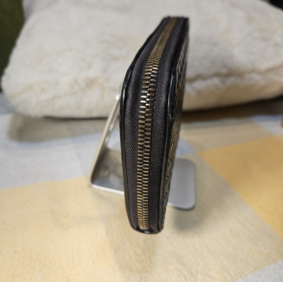 ￼￼Bottega Veneta Intrecciato Zip-Around Wallet (Vintage quality) - Picture 3 of 15